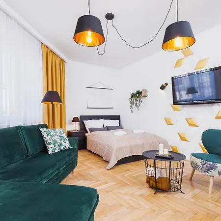 아파트 Daszynskiego Cracow By Renters 크라쿠프