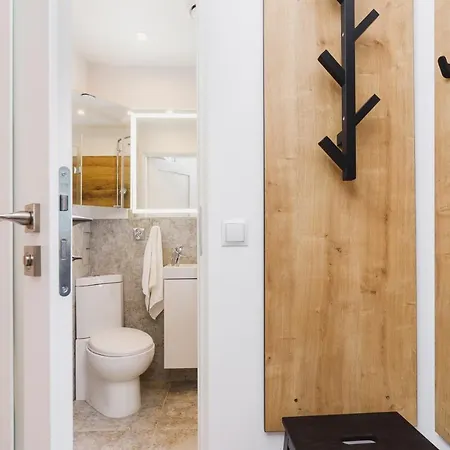 Daszynskiego Cracow By Renters * Cracovia